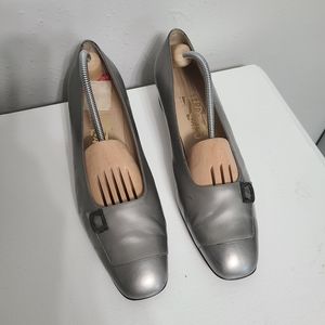 Salvatore Ferragamo silver pumps size 9